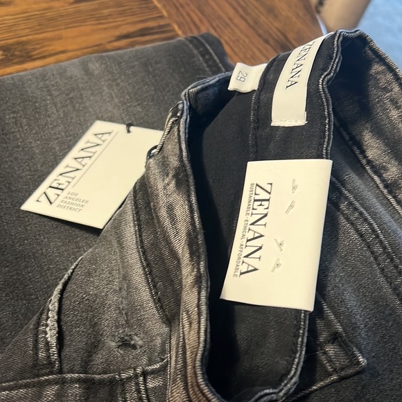 Zenana black jeans new with tags boot cut 29 - Picture 10 of 10